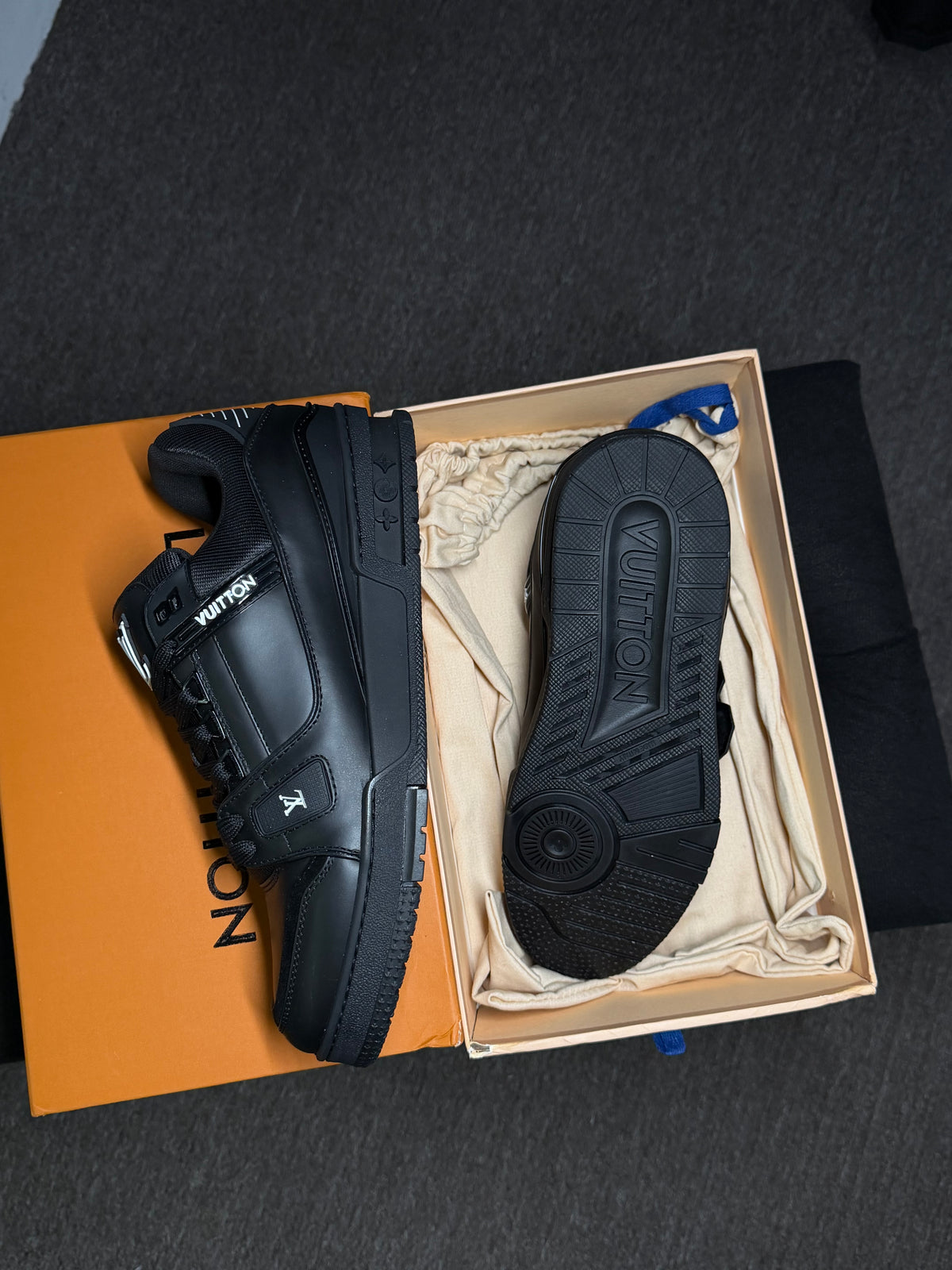 Tênis LV TRAINER
