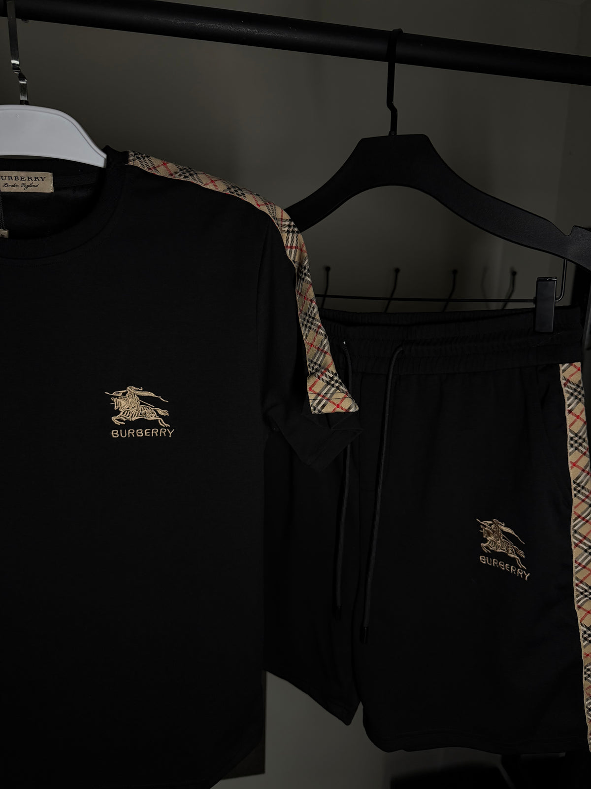Conjunto BURBERRY