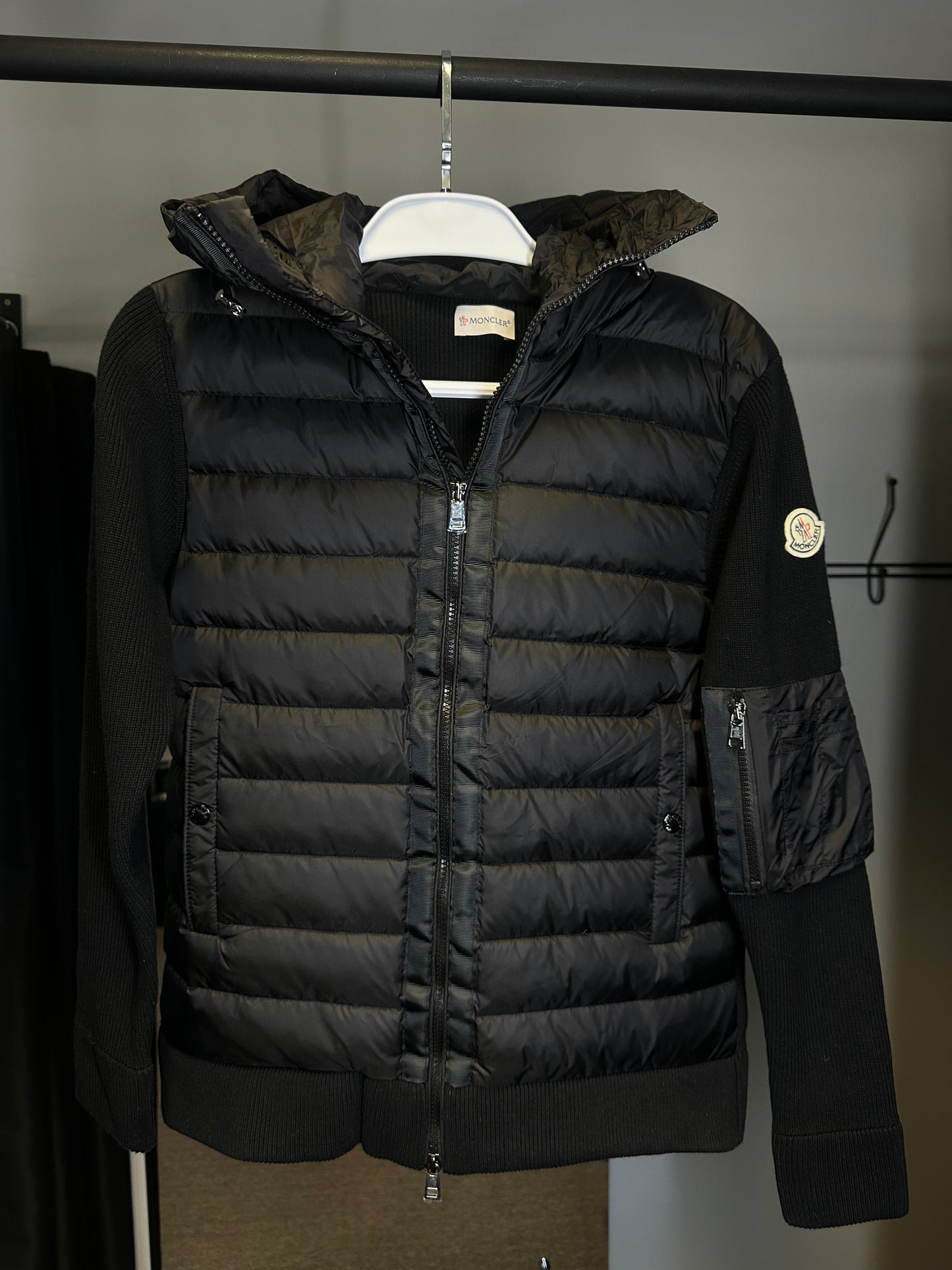 Jaqueta Cardigan MONCLER - com capuz