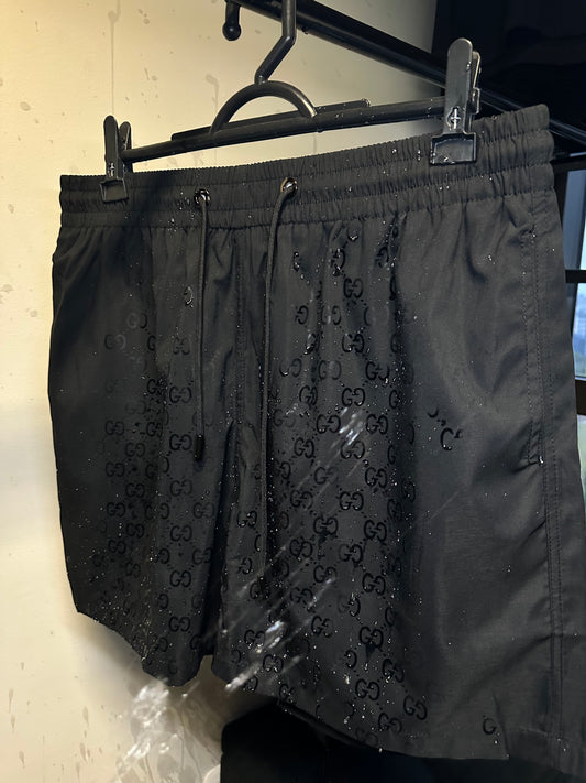 Short GUCCI estampa reativa a água