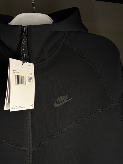 Conjunto NIKE TECH FLEECE - Preto Full