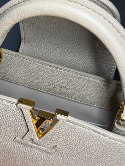 Bolsa LV Capucines MM