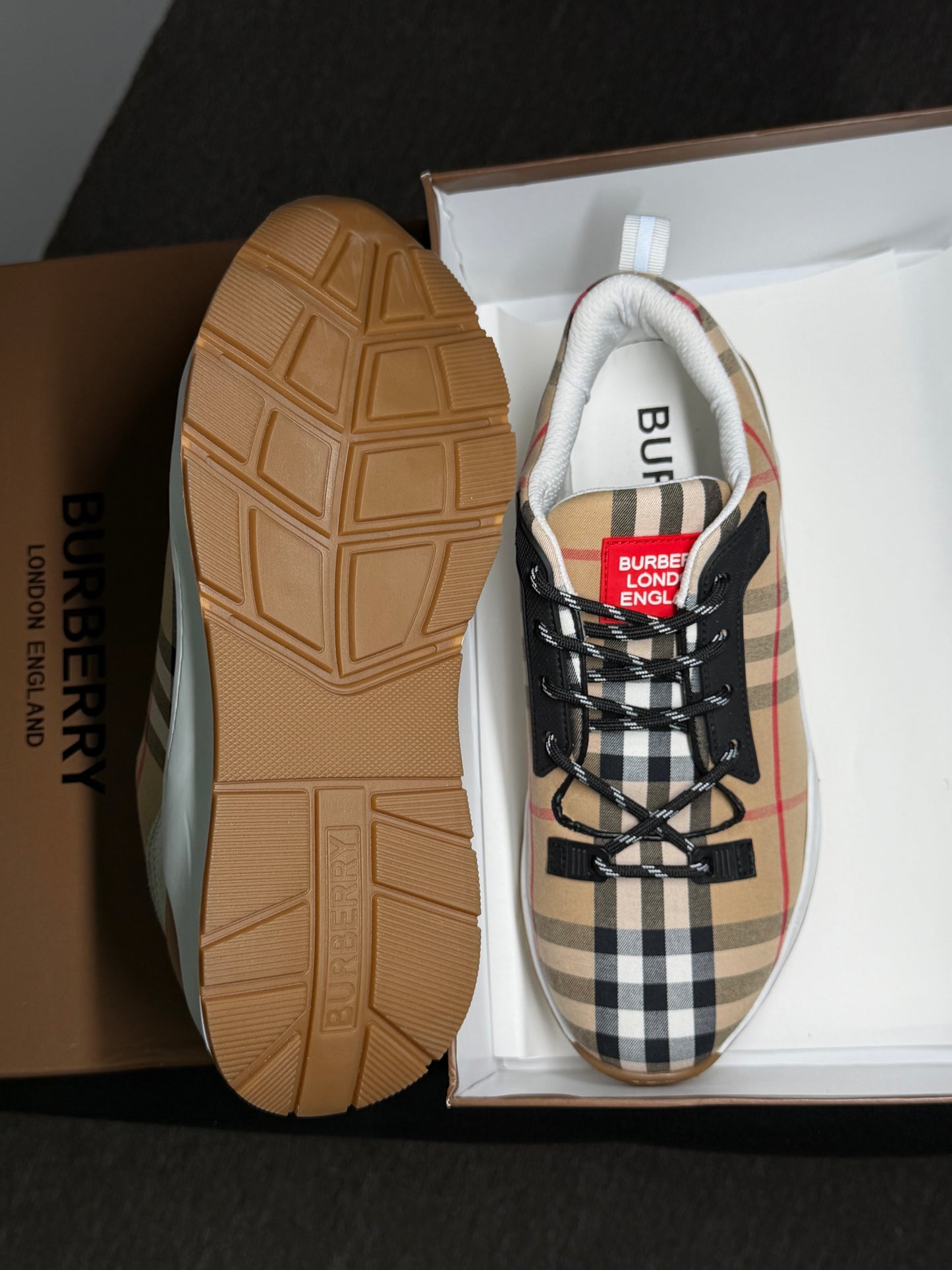 Tênis BURBERRY - England