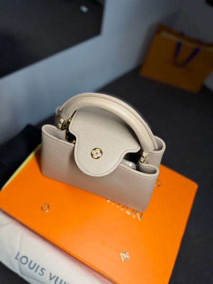 Bolsa LV Capucines MM