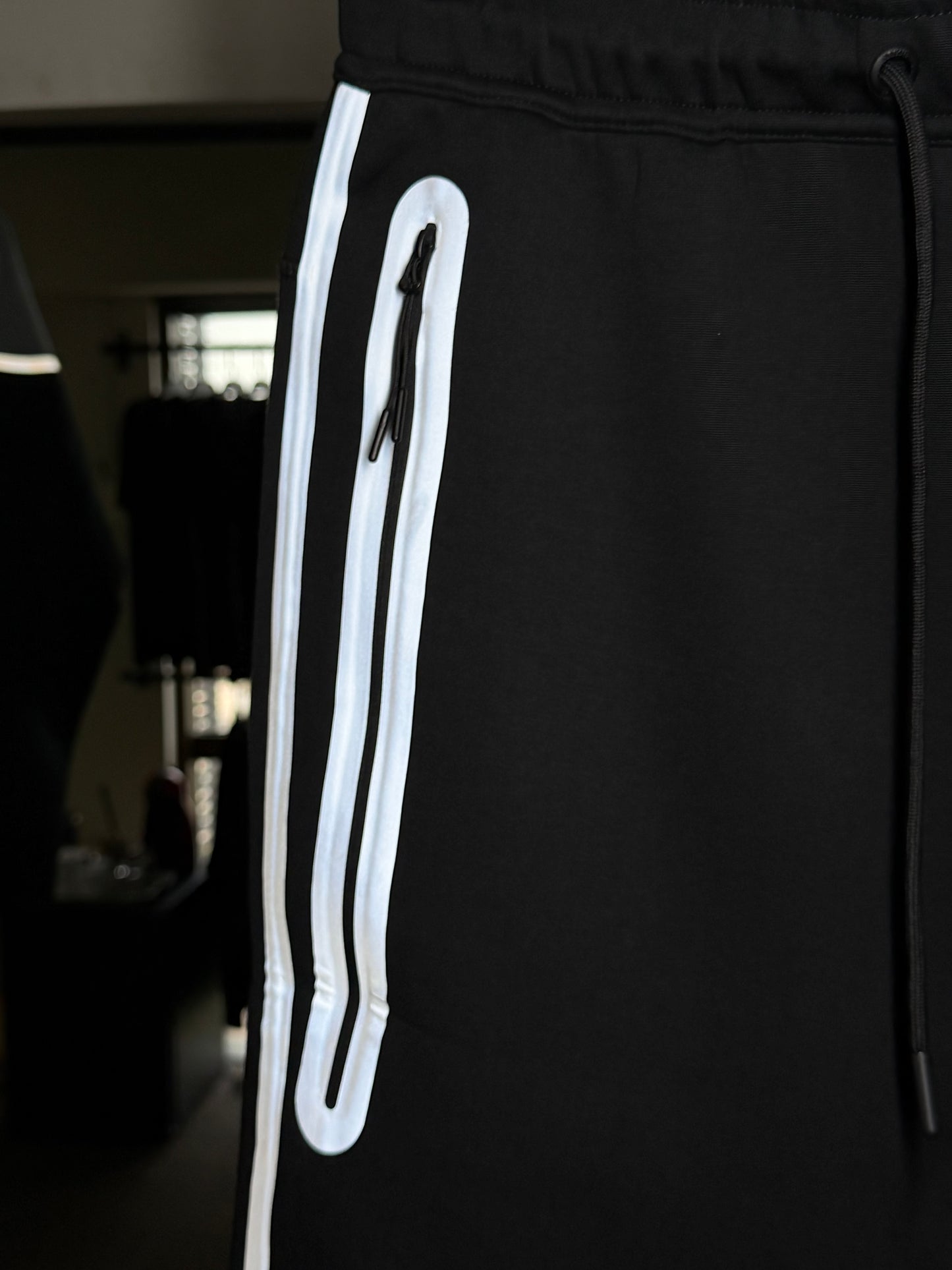 Conjunto NIKE TECH FLEECE