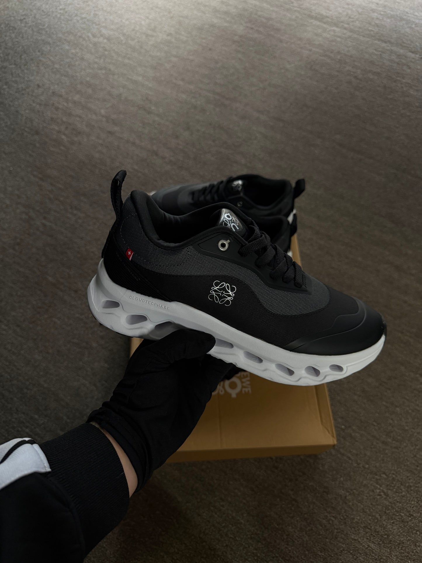 On Running Cloudtilt x Loewe - Black | White