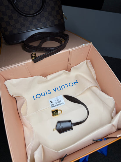 Bolsa Alma BB Louis Vuitton
