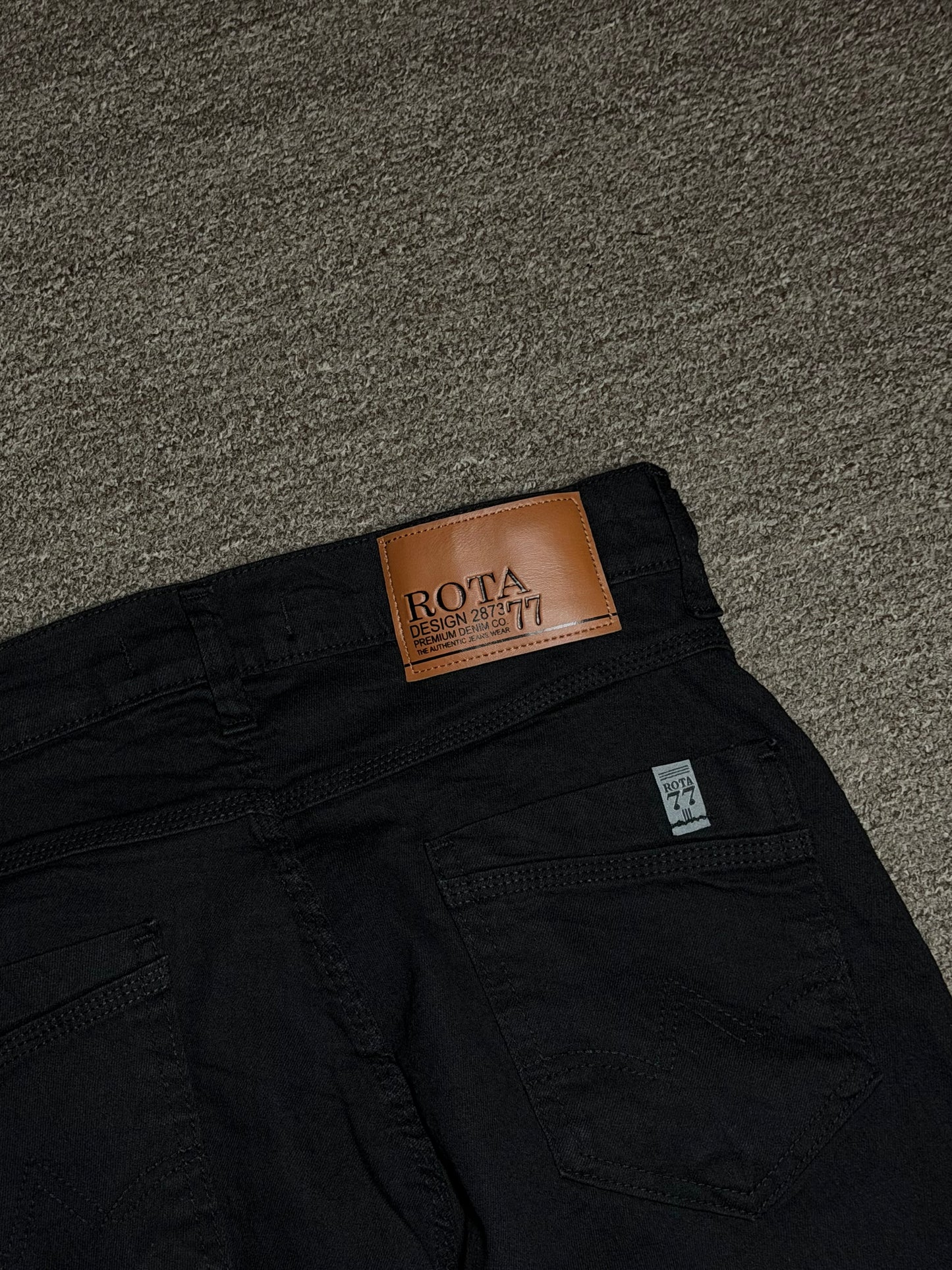 Calça Jeans Skinny - preta