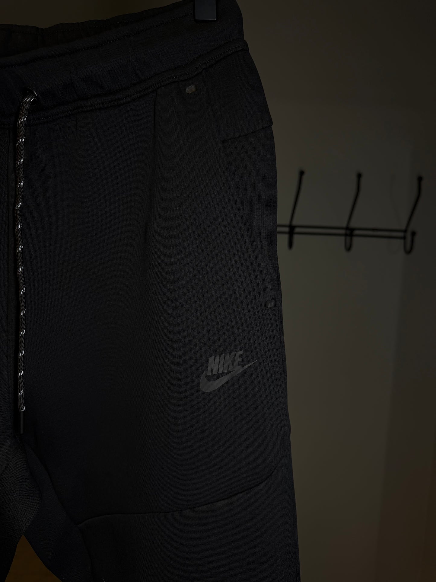 Conjunto NIKE TECH FLEECE - Preto
