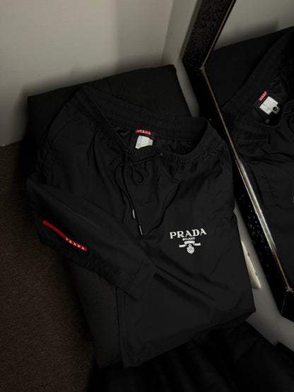 Short PRADA
