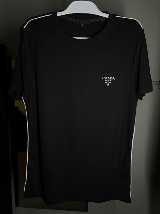 Camiseta PRADA Milano - Preta