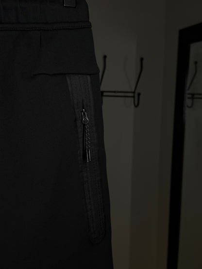 Calça NIKE TECH FLEECE - Preta