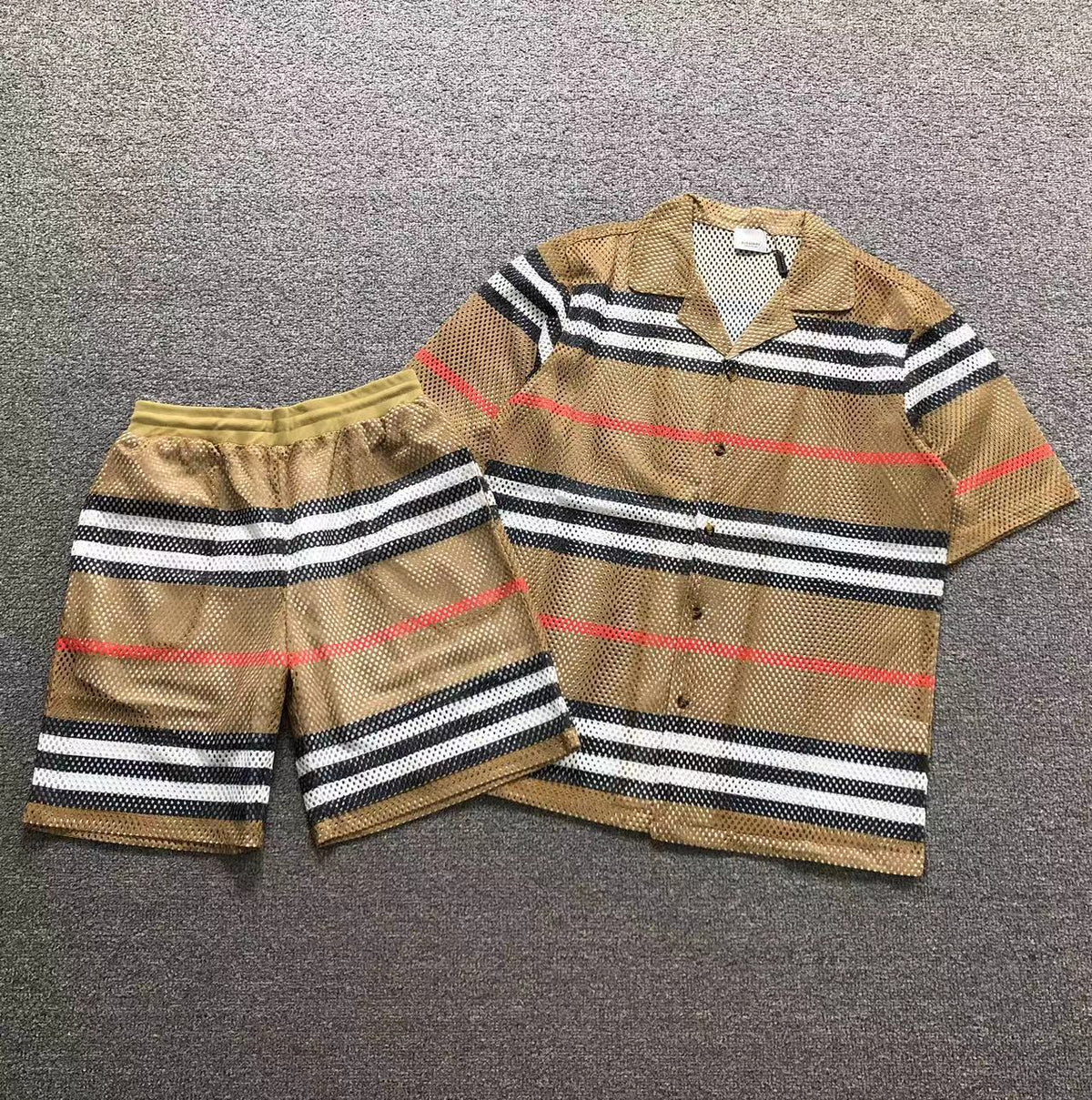 Conjunto BURBERRY