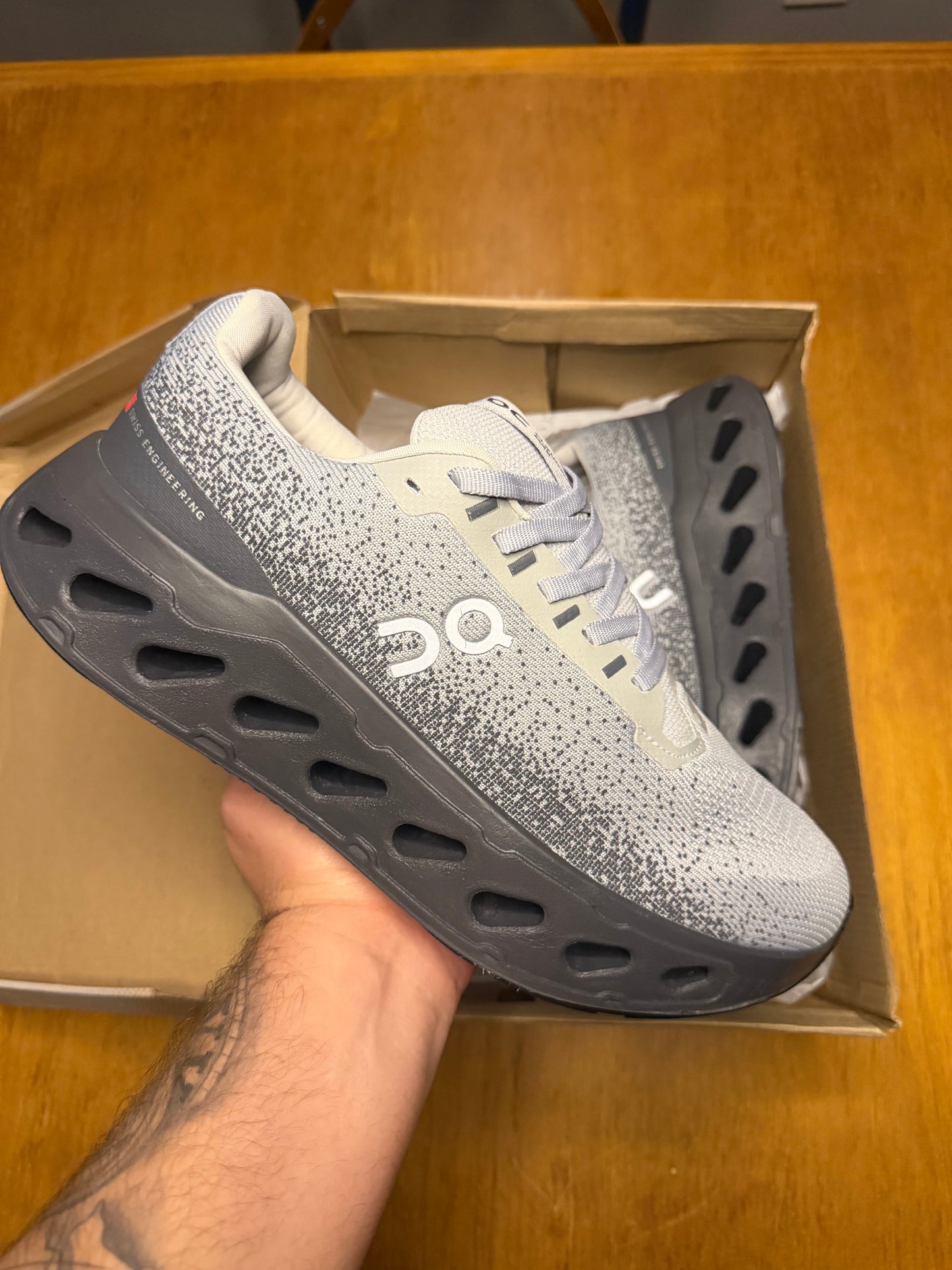 On Running Cloudtilt x Loewe - Gray