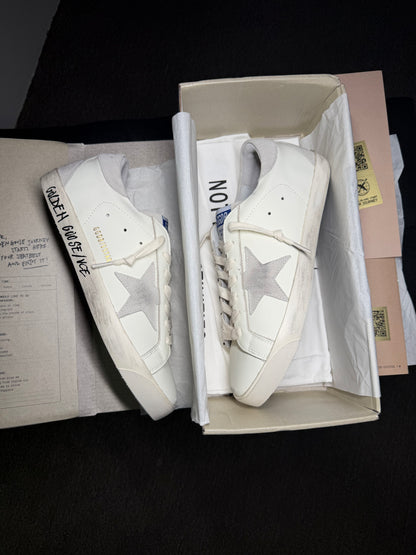 Tênis GOLDEN GOOSE Superstar de cano baixo