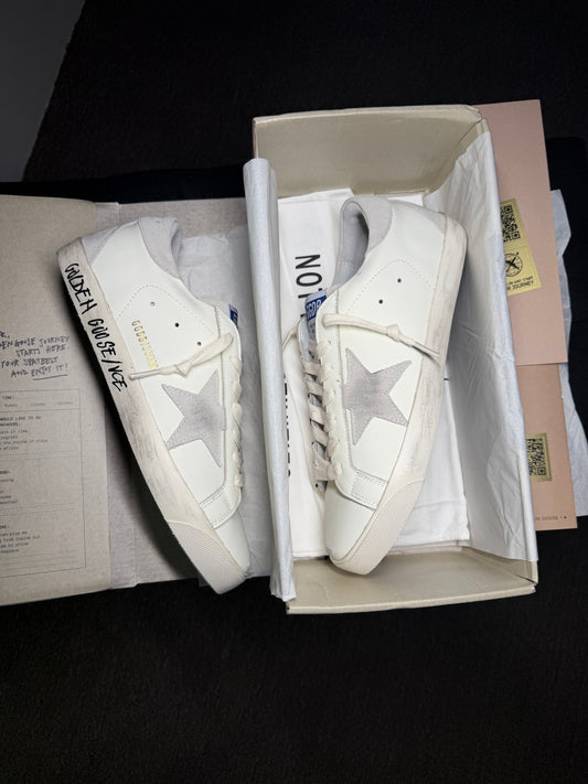 Tênis GOLDEN GOOSE Superstar de cano baixo