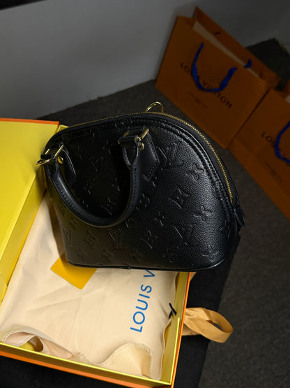 Bolsa Alma BB Louis Vuitton - Preta