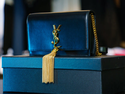 Bolsa YSL Kate pequena em couro