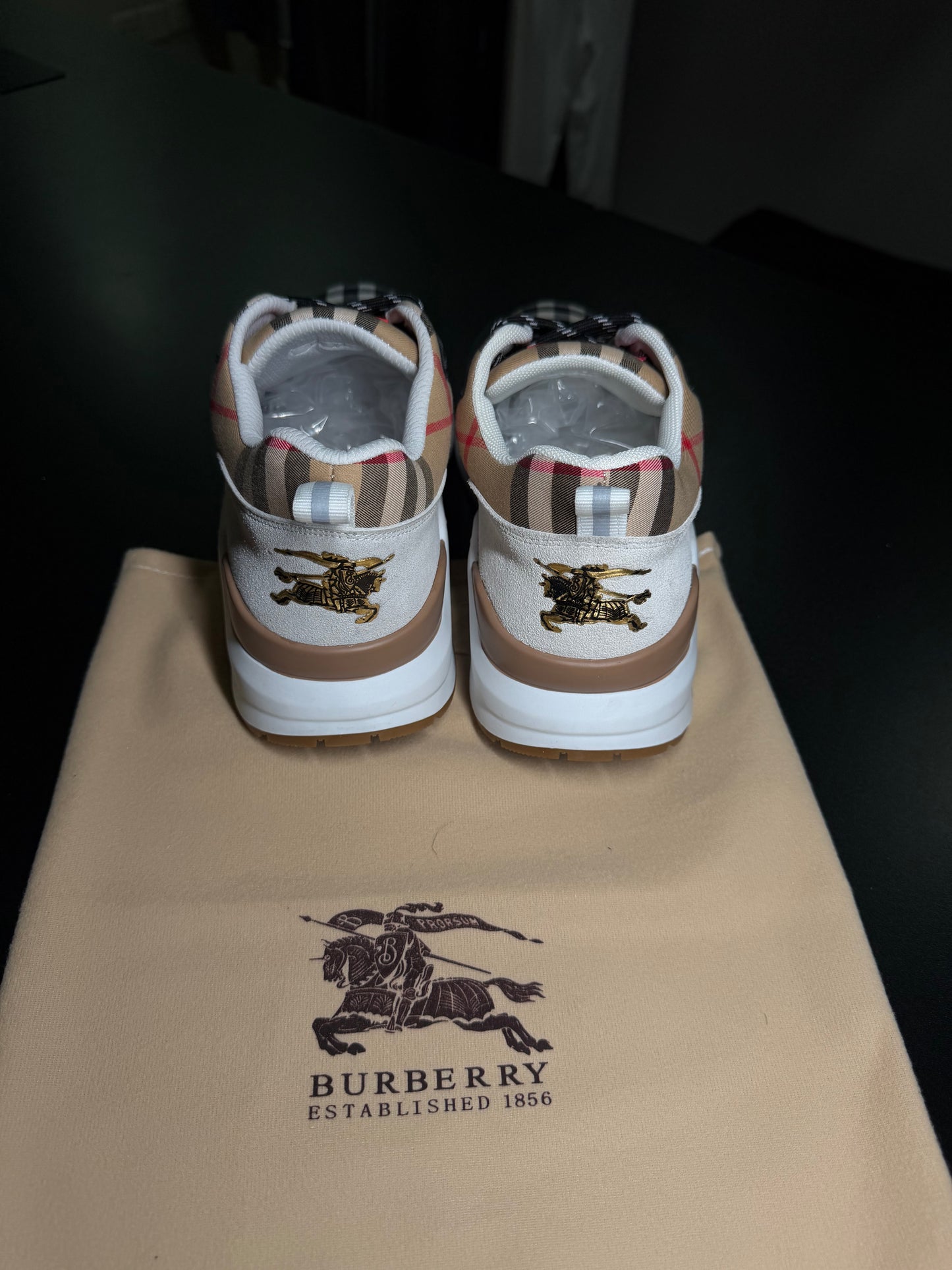 Tênis BURBERRY