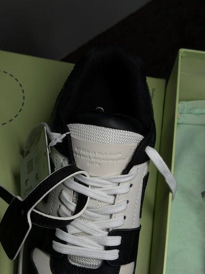 Tênis OFF-WHITE Out Of Office