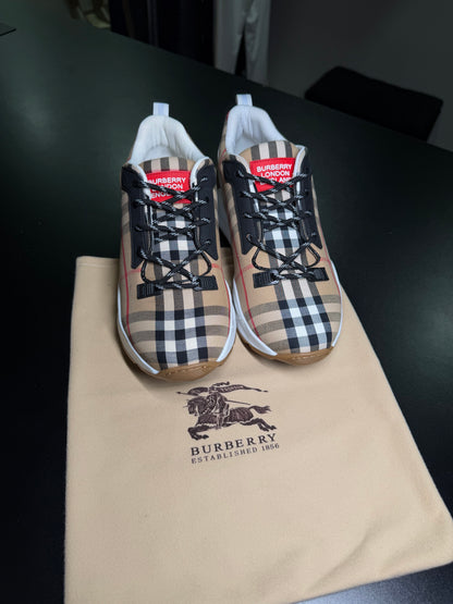Tênis BURBERRY