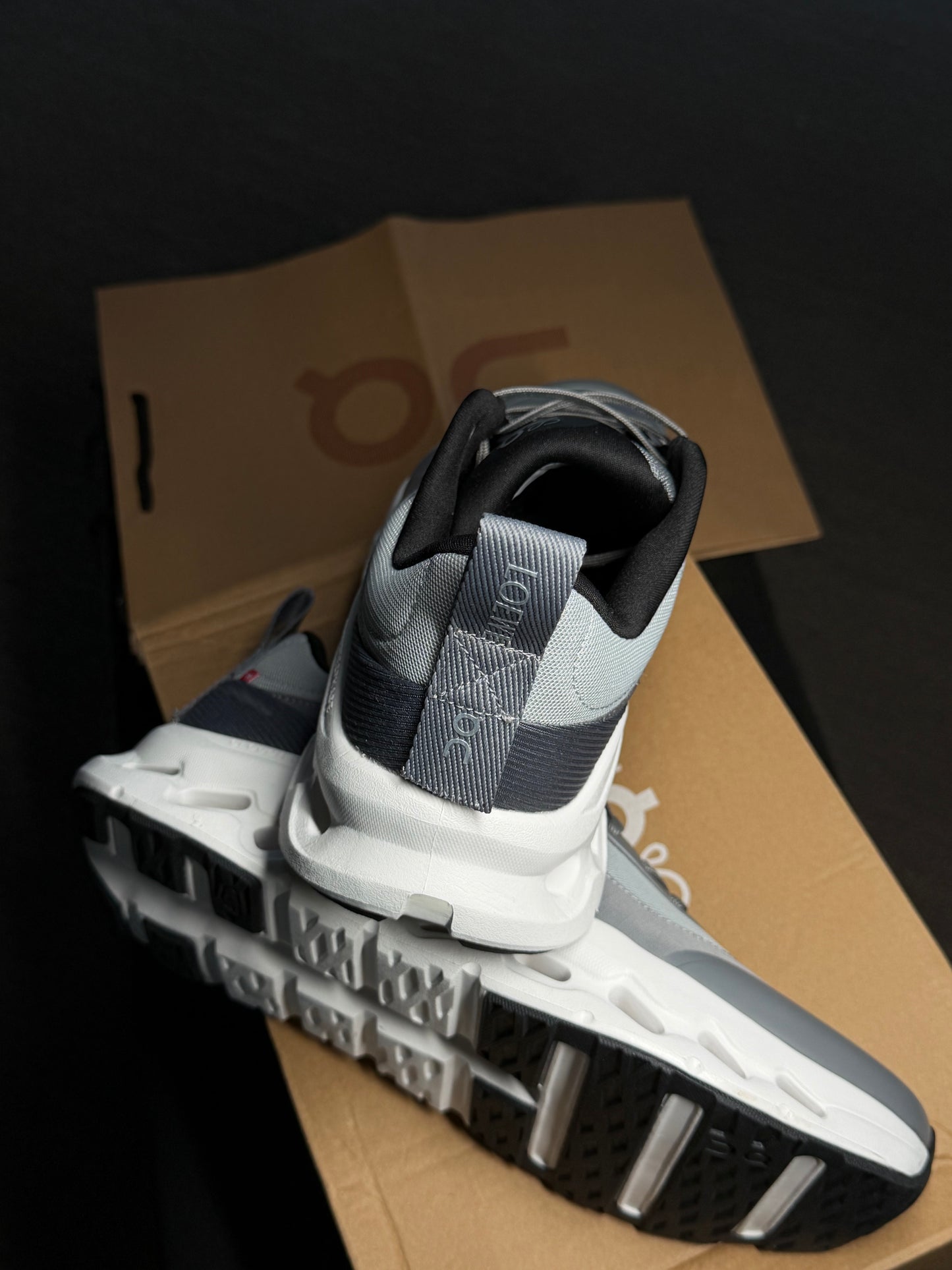 On Running Cloudtilt x Loewe - Gray | White