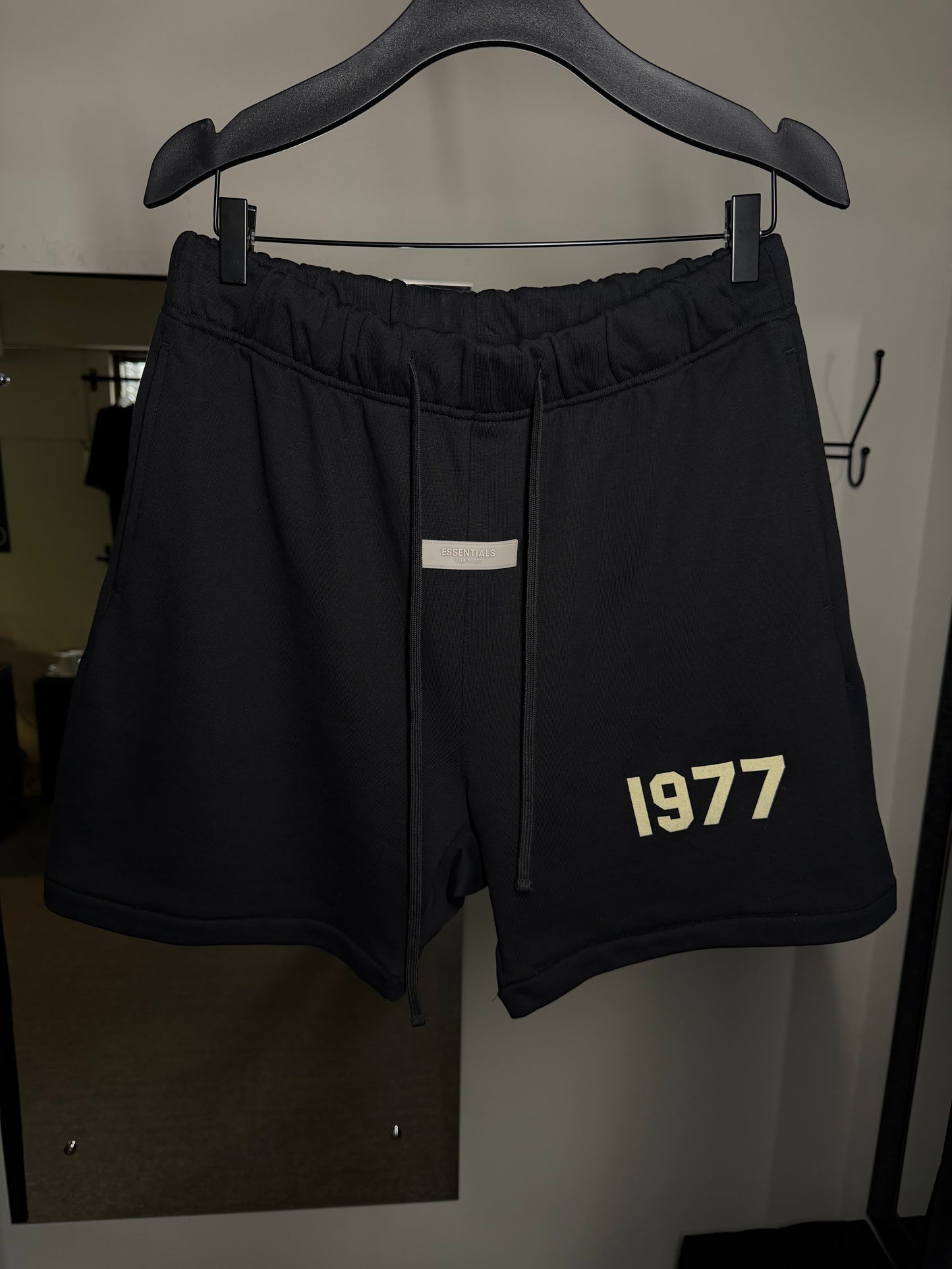 Conjunto ESSENTIALS - 1977
