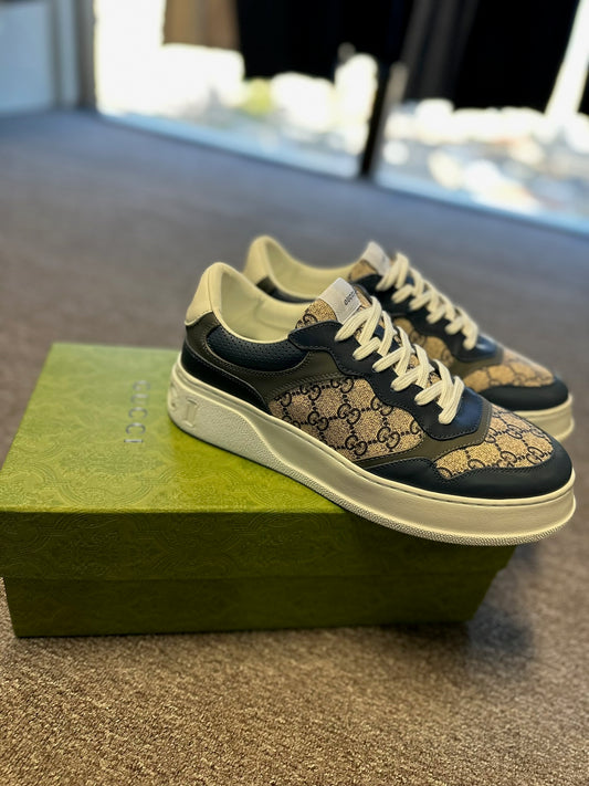 Tênis Gucci