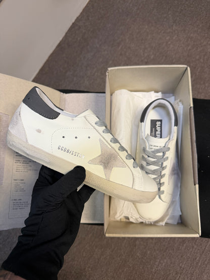 Tênis GOLDEN GOOSE Superstar de cano baixo