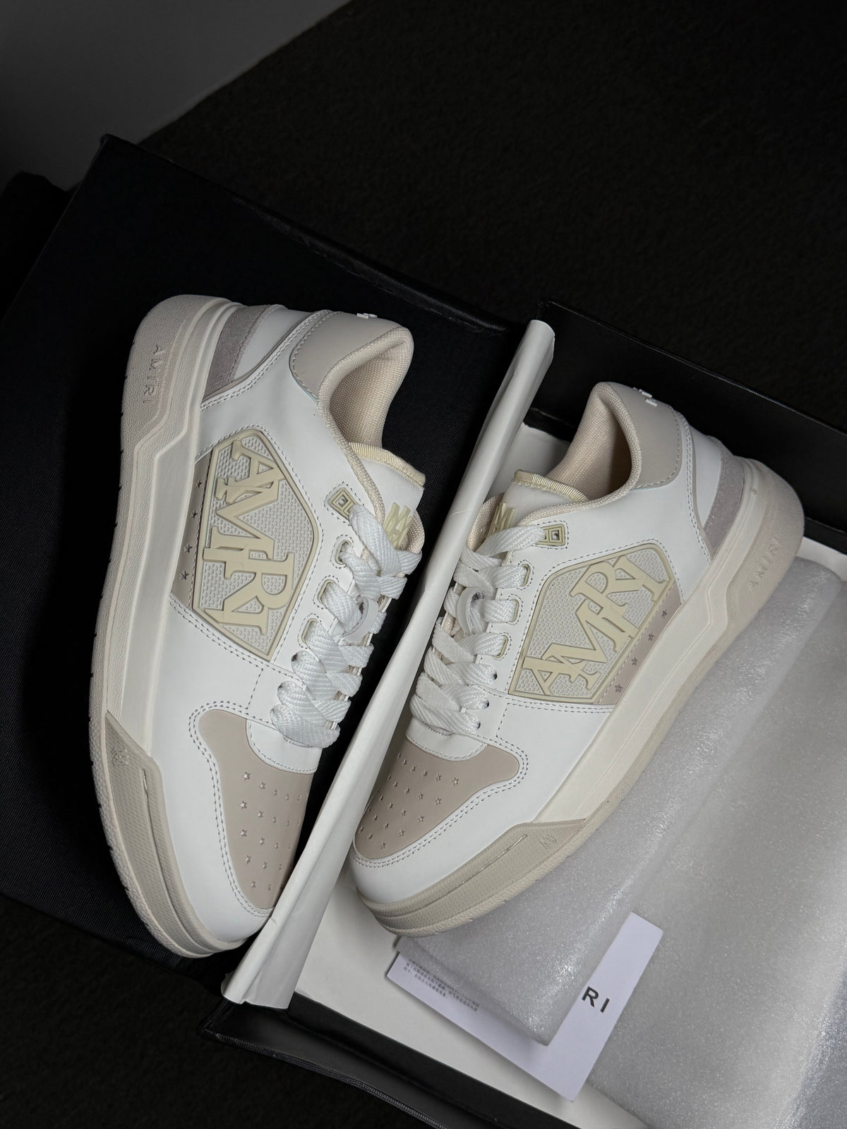Tênis AMIRI Classic Low