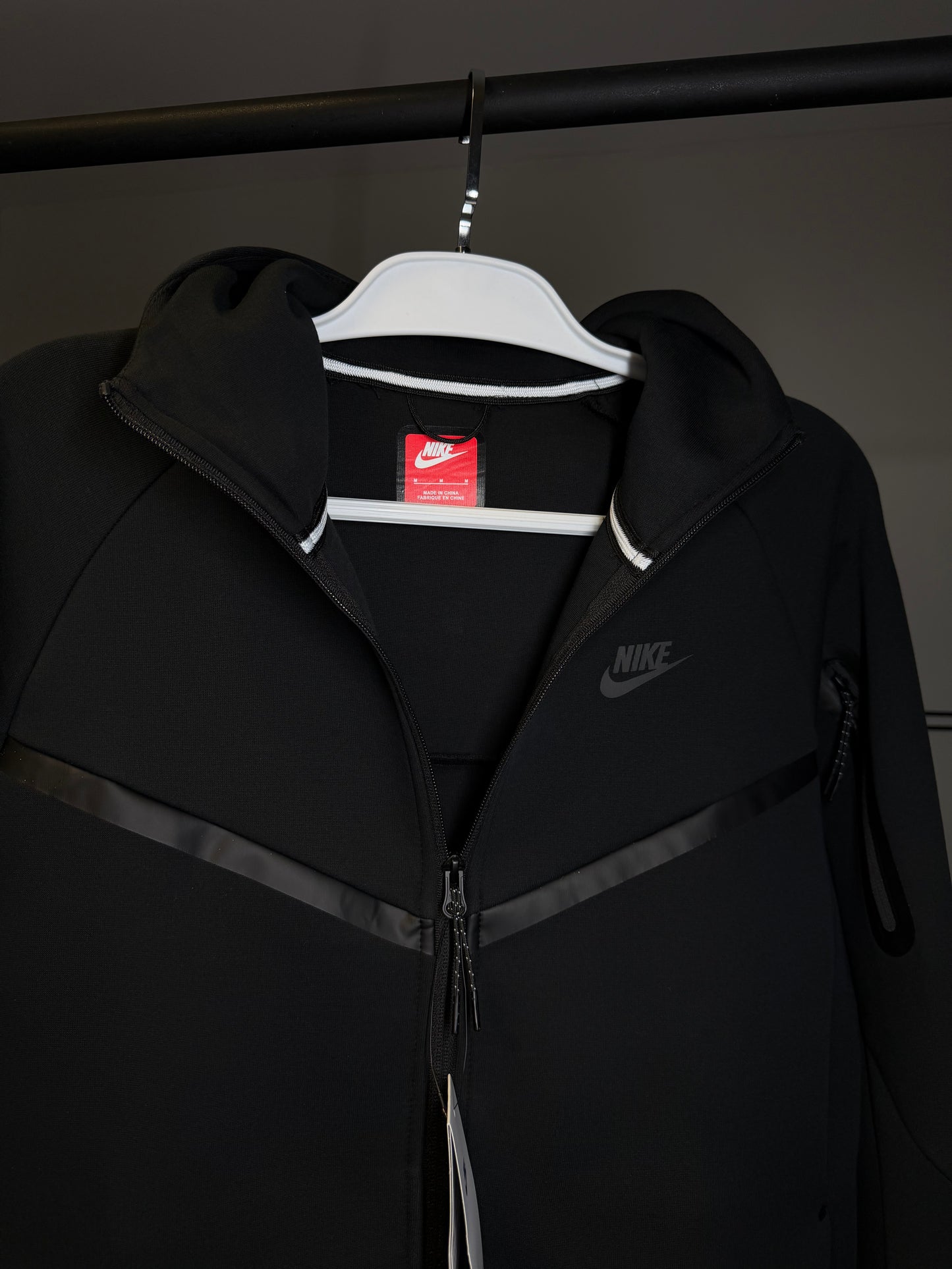 Conjunto NIKE TECH FLEECE - Preto