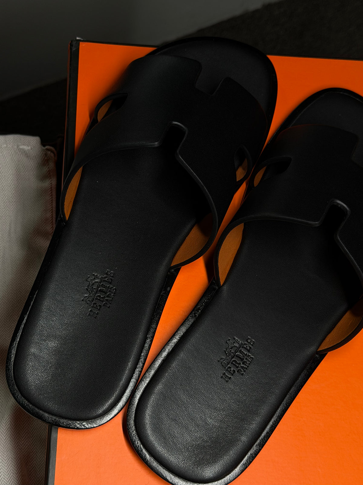 Sandália Izmir Hermès - Noir
